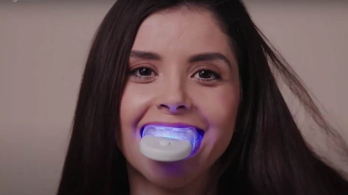 Professional Teeth Whitening Kit
